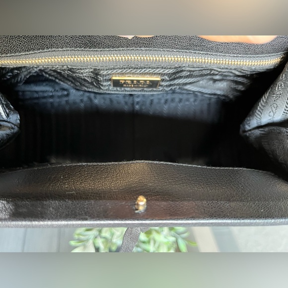 Vintage Prada Doctor Bag in Black Authentic made in Italy - Picture 13 of 14